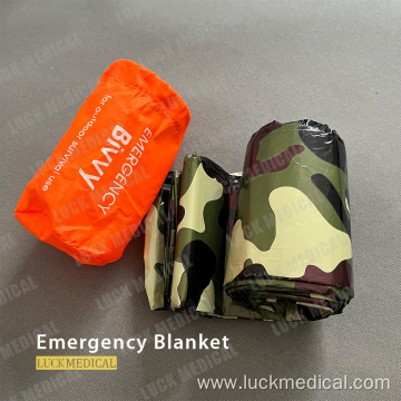 Emergency Foil Blanket First Aid Use